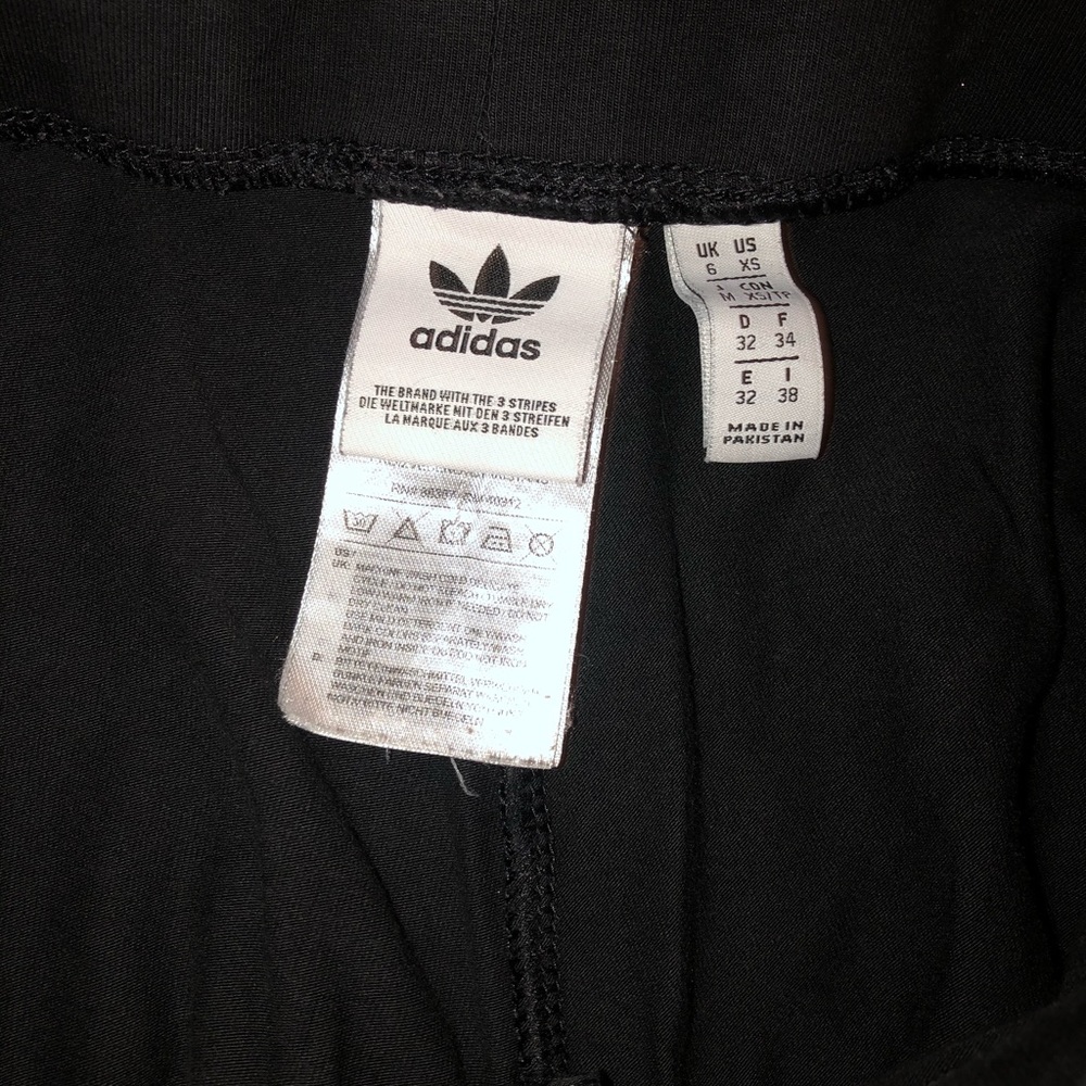 Black adidas leggings - Picture 2 of 2